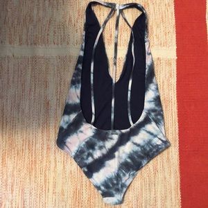 Billabong Swim - Billabong Tie Dye One Piece Billabong Swim - Billabong Tie Dye One Piece